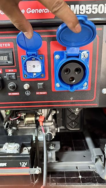 generator: Инверторный бензиновый генератор D-MAX DM9550iE Основные — 3
