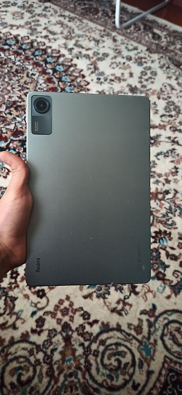masaustu oyun komputerləri: Redmi Pad SE planşeti - Ekran: Geniş ekranlı Redmi Pad SE — 3