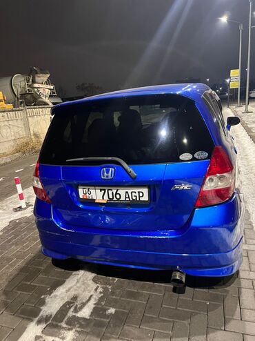 Honda: Honda Fit: 2003 г., 1.3 л, Вариатор, Бензин