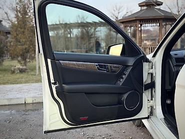 Mercedes-Benz: Mercedes-Benz C-Class: 2008 г., 6.3 л, Автомат, Бензин, Седан — 11