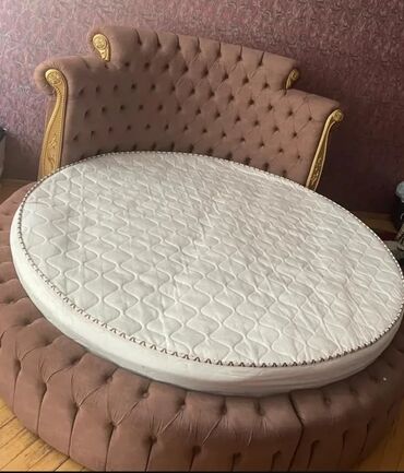 Digər mebel: Ada✅Taxt satilir ideal veziyetde ✅350 manata.
Nerimaniv*afa 8504