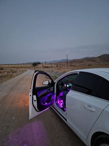 Chevrolet: Chevrolet Cruze: 1.4 l | Sedan — 7