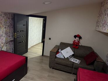 Yeni tikili: 4 otaqlı, Yeni tikili, 135 kv. m — 4