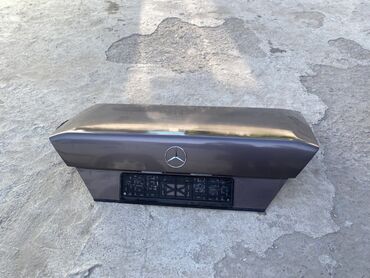 авто зап: Крышка багажника Mercedes-Benz, 1994 г., Оригинал