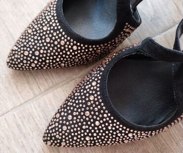 Salonke: Salonke, Catwalk, 37.5 — 2