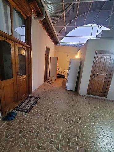 mansard tipli evler: 7 otaqlı, 250 kv. m, Orta təmir — 8