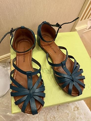 Basanoşka və səndəllər: Məhsul: Qadın sandal Temiz deri - Brend: marine shoes (içlikdə qeyd — 1