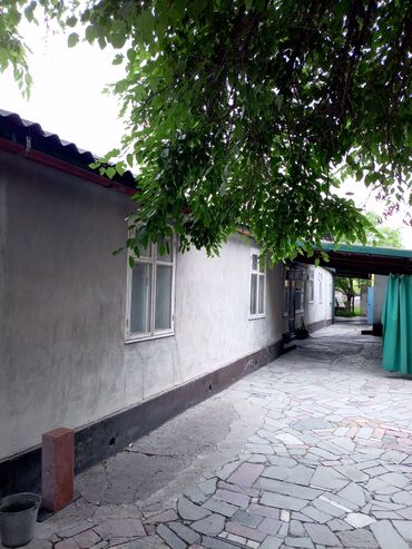 квартира бишкек частный дом: 130 м², 12 комнат, Старый ремонт