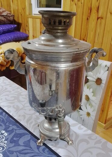 top çaylar: Qedimi smavardi 4 litir yarim tutur Xüsusiyyətlər: - Material