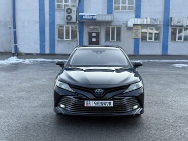 Toyota: Toyota Camry: 2019 г., 2.5 л, Вариатор, Гибрид, Седан — 2