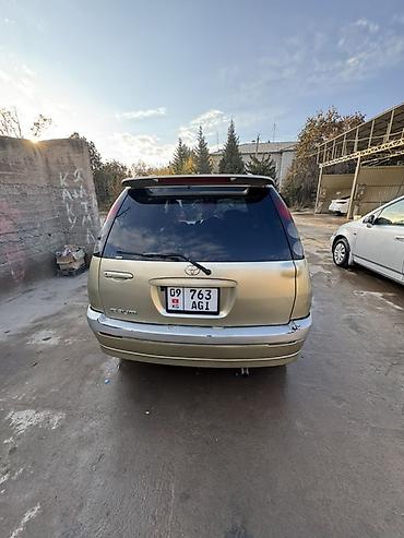 продаю или минаю: Toyota Raum: 2002 г., 1.5 л, Бензин, Минивэн — 3