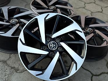 01: Литые Диски R 17 Toyota, Комплект, отверстий - 5, Б/у — 1