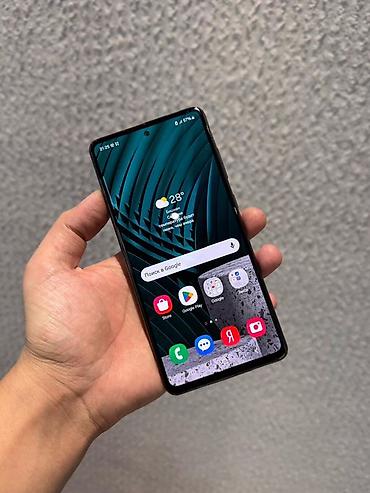 телефон самсунг 25: Samsung Galaxy A72, Б/у, 256 ГБ, цвет - Черный, В рассрочку, 2 SIM — 3