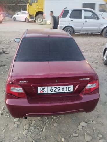 продаю хюндай саната: Daewoo Nexia: 2012 г., Седан