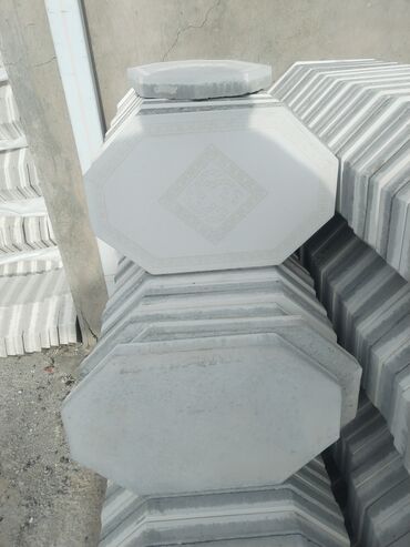 Beton plitələr: Eziz müşderiler daşlar öz seximde hazırlanır özümüzde yere döşüyürüy -da lalafo.az — 11 Beton plitələr: Eziz müşderiler daşlar öz seximde hazırlanır özümüzde yere döşüyürüy — 11