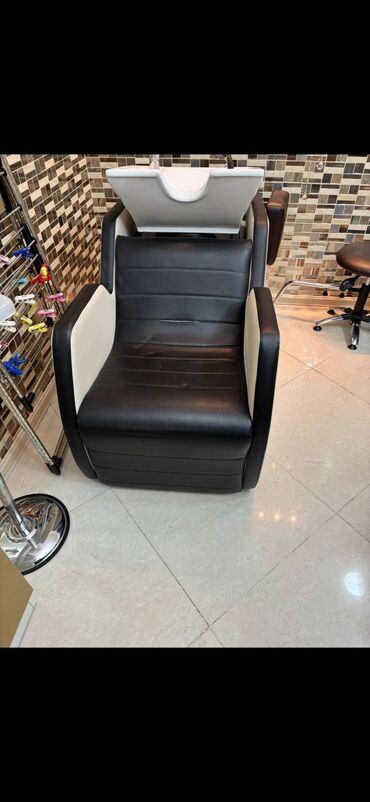 Salon, tibbi kreslolar: Sac moykasi satilir 240azn. Unvan genclik m 4277 Nigaz lalafo.az -da Salon, tibbi kreslolar: Sac moykasi satilir 240azn. Unvan genclik m 4277 Nigaz