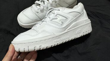 Кроссовки и спортивная обувь: Мужские кроссовки, 35, New Balance, Новый, цвет - Белый, Самовывоз, Платная доставка