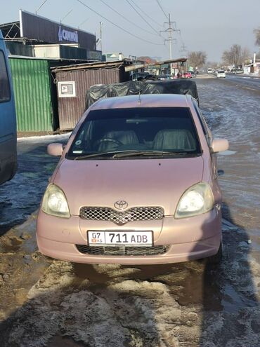 Toyota: Toyota Vitz: 2001 г., 1.3 л, Автомат, Бензин, Хэтчбэк