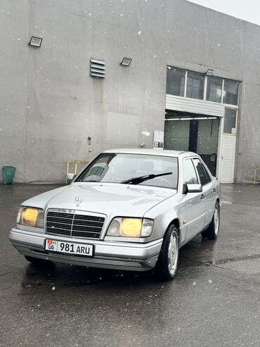 Mercedes-Benz: Mercedes-Benz W124: 1994 г., 3.2 л, Автомат, Бензин, Седан — 15