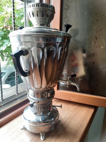 Растения: Samovar – nöyüd Xüsusiyyətlər: - Parlaq metal korpus, qabarıq