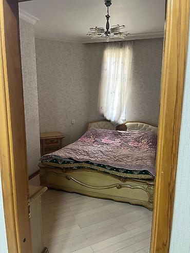 bakı evler: Kirayə ev verilir – Elmlər Akademiyası 📍 Elmlər Akademiyası 🛏️ 2 — 8