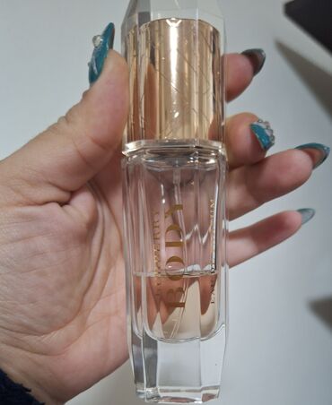 naomi campbell parfem dm: Women's perfume, Burberry, Original
