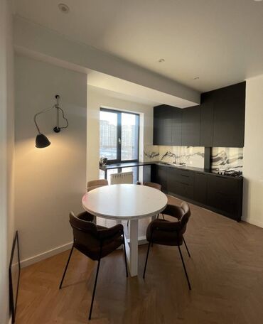 сдаются помещение: 3 комнаты, 78 м², Элитка, 5 этаж, Евроремонт