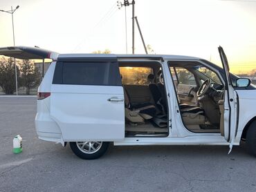 Honda: Honda Elysion: 2004 г., 2.4 л, Автомат, Газ, Минивэн — 6