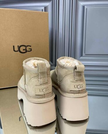 Ugg obuća: Ugg mini čizme, bоја - Bež, 41 — 14