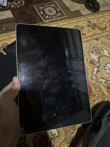 iphone 11 pr: Чист,все родное,мини торг имеется,по пустякам не писать. Apple iPad — 2