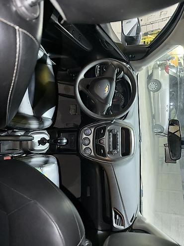 аренда chevrolet spark: Chevrolet Spark: 2020 г., 1 л, Автомат, Бензин, Хэтчбэк — 9