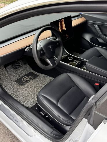 Tesla: Tesla Model 3: 2020 г., Электромобиль, Седан — 9