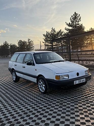 Volkswagen: Volkswagen Passat Variant: 1992 г., 1.8 л, Механика, Бензин, Универсал — 12