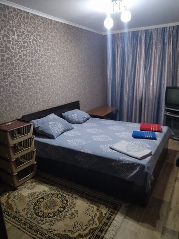 Посуточная аренда квартир: 3 комнаты, Душевая кабина, Кондиционер, Парковка — 13