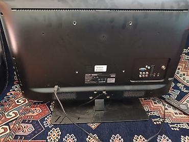 philips 330: Philips LCD televizor, model 32PFL3107H/60 Xüsusiyyətlər: - Ekran: 32 — 2