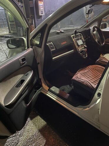 Honda: Honda Stream: 2000 г., 1.7 л, Автомат, Бензин, Минивэн at lalafo.kg — 9 Honda: Honda Stream: 2000 г., 1.7 л, Автомат, Бензин, Минивэн — 9