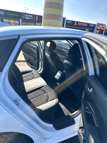 Kia: Kia Optima: 2019 г., 2.4 л, Автомат, Бензин, Хэтчбэк — 18