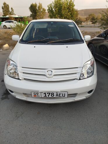 толк сатам: Toyota ist: 2003 г., 1.3 л, Автомат, Бензин, Хэтчбэк
