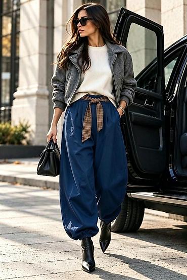 stitch torbice: Pantalone 
Cena 2.900 dinara
Uni vel.
Vel.23 — 5