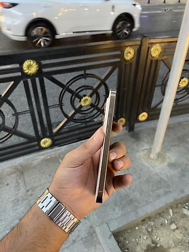 IPhone 16 Pro, 128 GB, Ağ, Simsiz şarj — 3