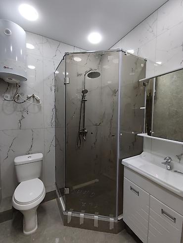 Душевые кабины: Душевая кабина Прямоугольная, Размер: 1 x 1 см, Высота поддона: 2000 см,Покрытие: Прозрачный — 3