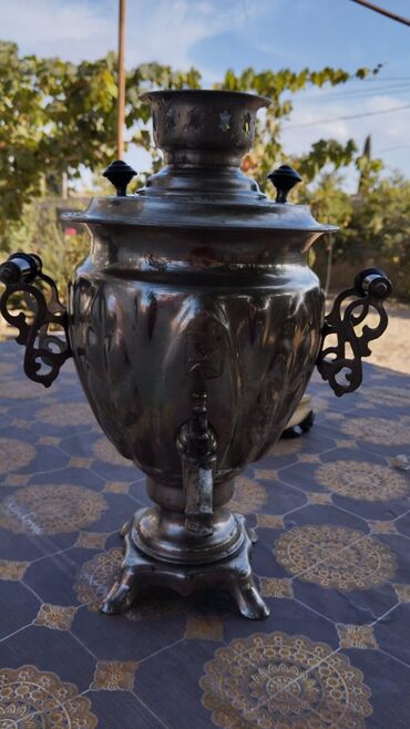 samovar mis: Sovetdən qalma elektrikli samovar (3 litrlik) Məkan: Maştağa