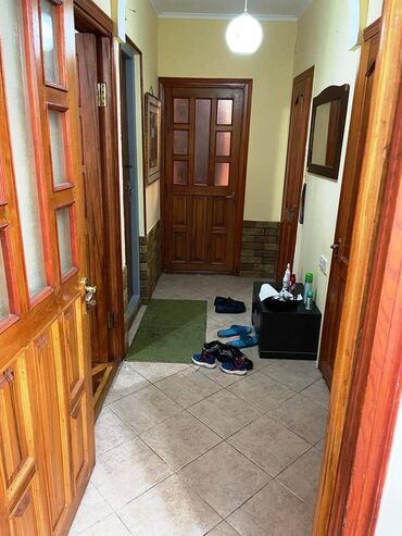 Köhnə tikili: Bakı, 2 otaqlı, Köhnə tikili, m. Həzi Aslanov, 60 kv. m — 11