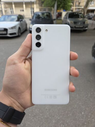 samsung s21 ekran qiymeti: Samsung Galaxy S21 FE, rəng - Ağ, İki sim kartlı
