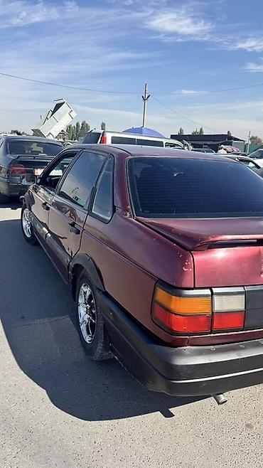 Volkswagen: Volkswagen Passat: 1991 г., 2 л, Кол менен иштөөчү, Бензин, Седан — 4