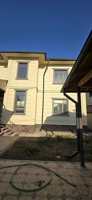 Продажа коттеджей и домов: 🏡 Продаётся современный двухэтажный дом в Кок-Жаре! 📍 Район: Кок-Жар — 16