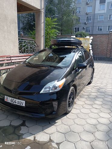 срочно продаю машину бишкек: Toyota Prius: 2015 г., 1.8 л, Вариатор, Гибрид, Хэтчбэк