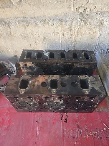 Двигатели, моторы и ГБЦ: Запчасти для дизельного двигателя (набор) Состав: - Две головки блока — 1