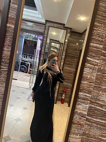 Qadın geyimləri: Her biri ikinci eldir 1.2 defe geyinilib razmer gelmediyi ucun satilir — 3