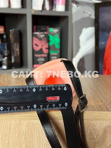 Товары для взрослых: Полый универсальный страпон с вибрацией «Unisex Hollow Strap On» : для — 9